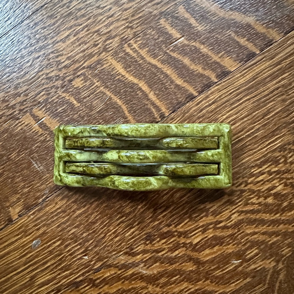 Vintage 90s Green Marbled Barrette – Sculptural Wave Hair Clip